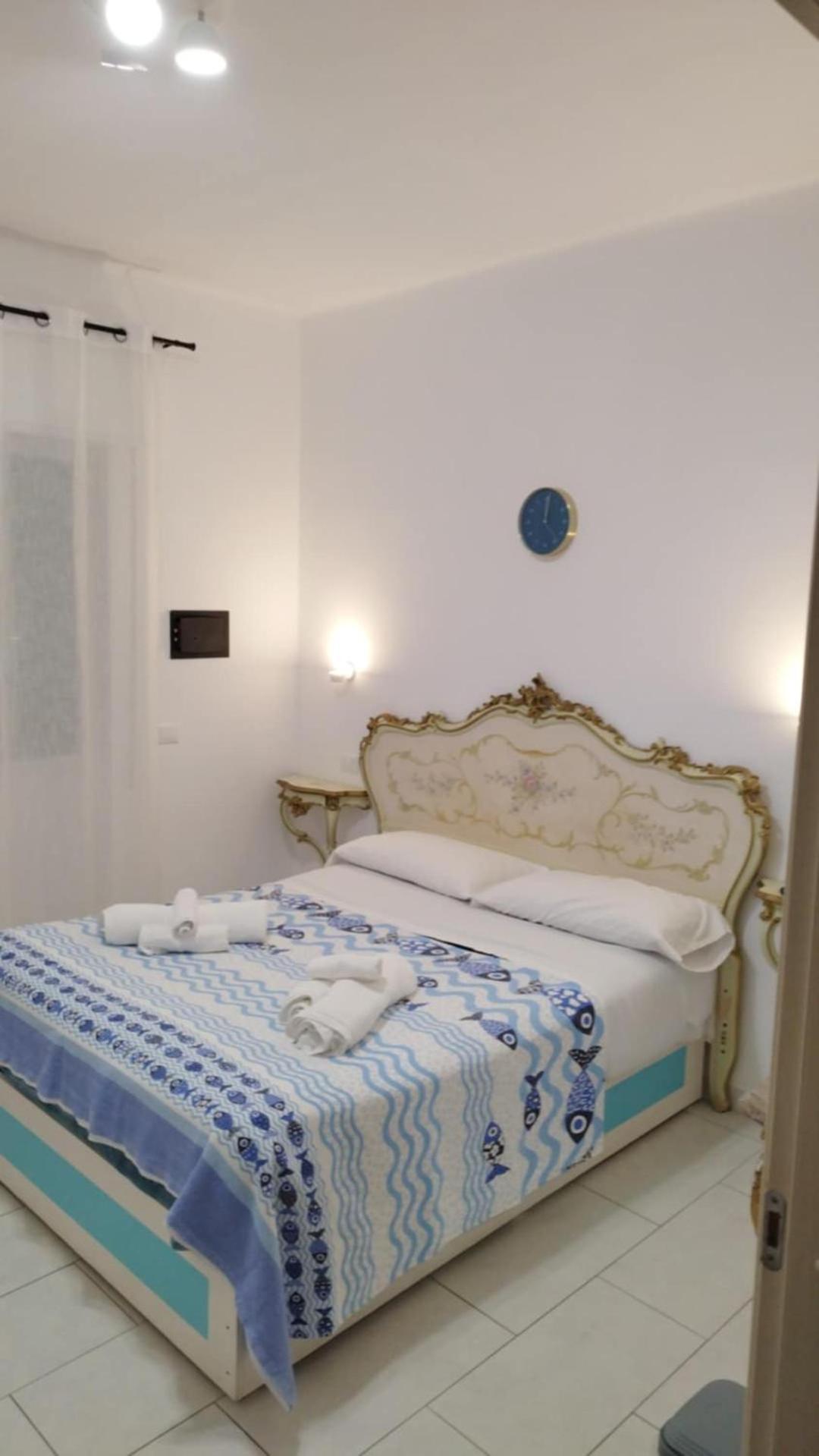 Bike Hotel Oasi Finale Ligure Buitenkant foto